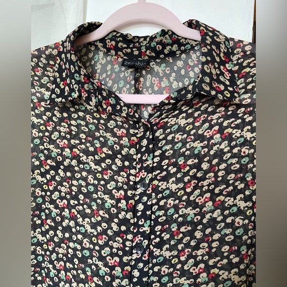 Multi-Color Blouse - Picture 2 of 6